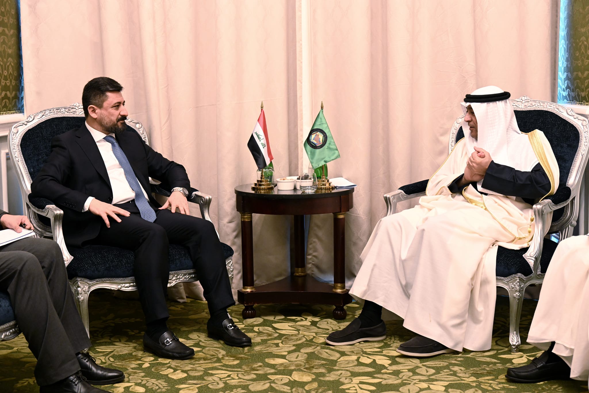 خلال زيارته الى دولة قطر... وزير العدل د.خالد شواني يلتقي الأمين العام لمجلس التعاون لدول الخليج العربي