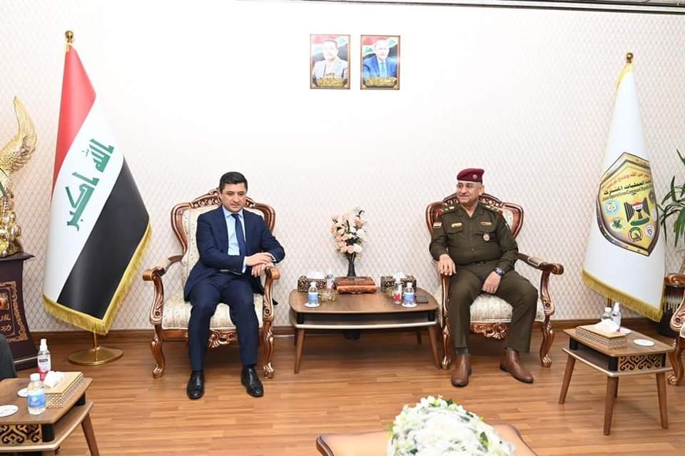 وزير العدل يبحث مع نائب قائد العمليات المشتركة إدامة ‏التنسيق الامني لخطط حماية السجون