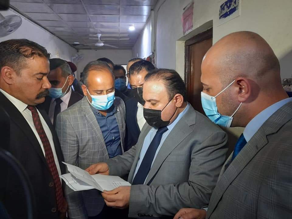 لمتابعة اعمال المديريات والدوائر التابعة لها وزير العدل يجري زيارة تفقدية الى مديرية تنفيذ محافظة  ذي قار ‏