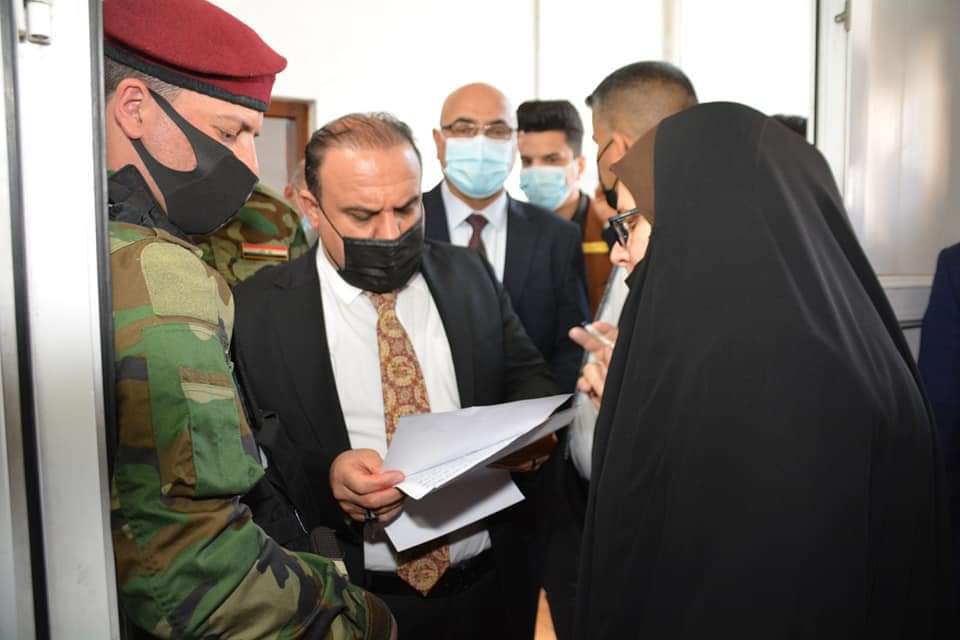 وزير العدل القاضي سالار عبد الستار محمد يتفقد دائرة التسجيل العقاري/ الكرخ الثانية