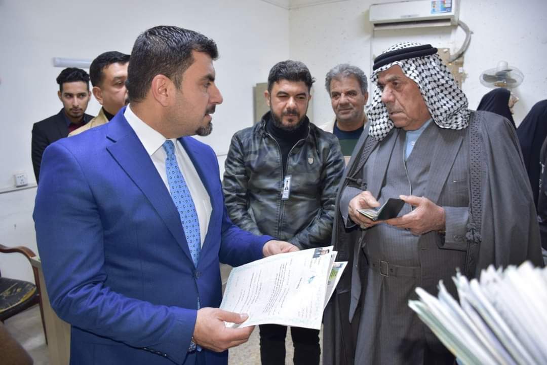 مدير عام دائرة الكتاب العدول يجري زيارة ميدانية الى دائرة مدينة الصدر المسائي