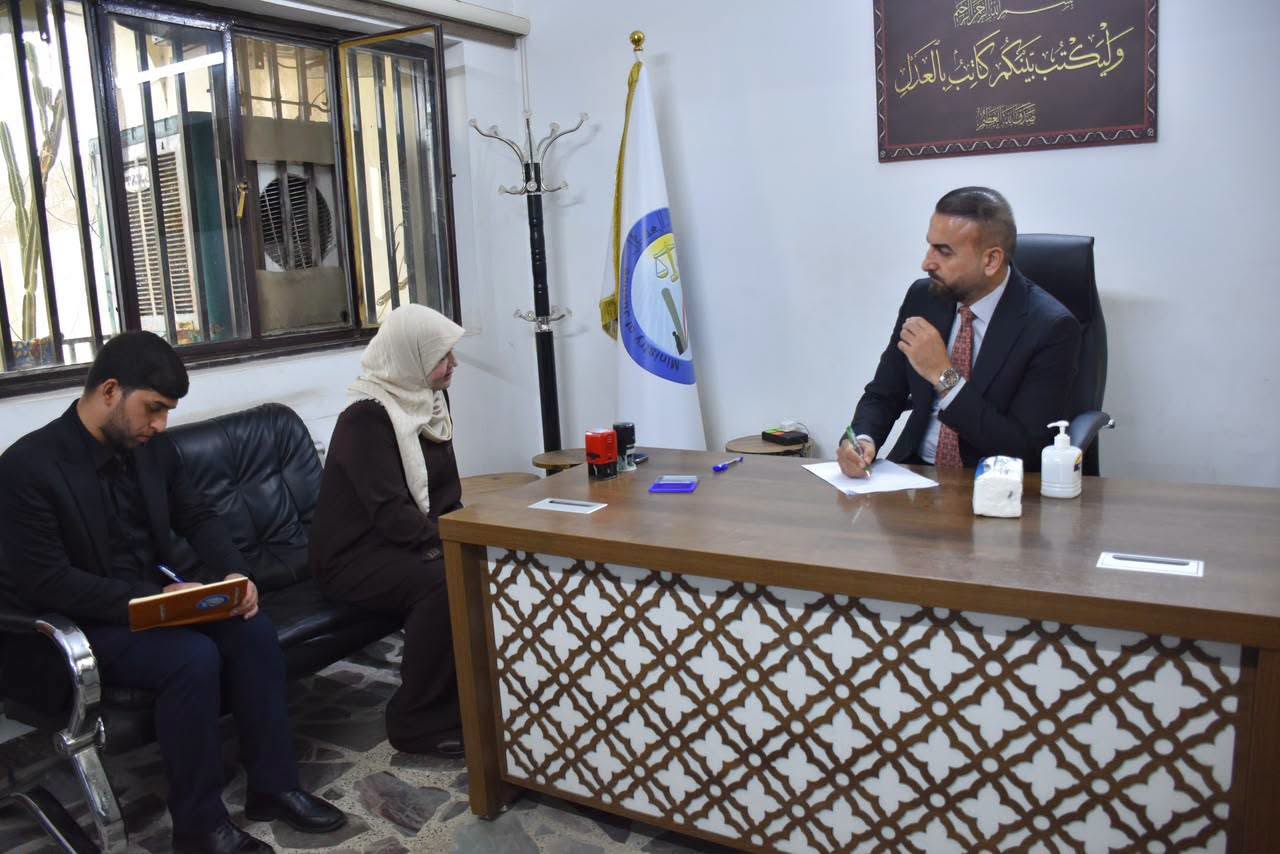 مدير عام دائرة الكتاب العدول يتفقد كاتب عدل الكاظمية الصباحي ويتابع الخدمات المقدمة للمواطنين