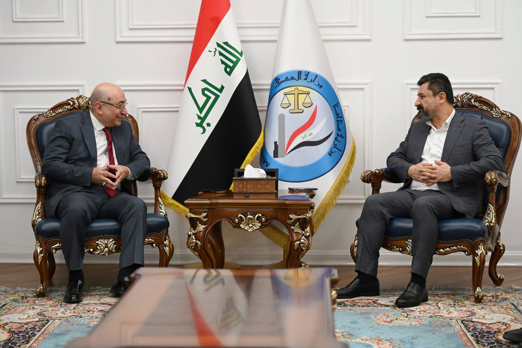 وزير العدل يستقبل وفد المركز العراقي للتنمية الإعلامية ويبحث تعزيز التعاون في نشر الوعي الثقافي والقانوني والمشاركة في دعم برامج التأهيل والإصلاح للنزلاء