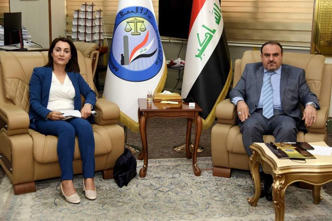 وزير العدل يلتقي عضو مجلس النواب النائب ارزو محمود خدر 