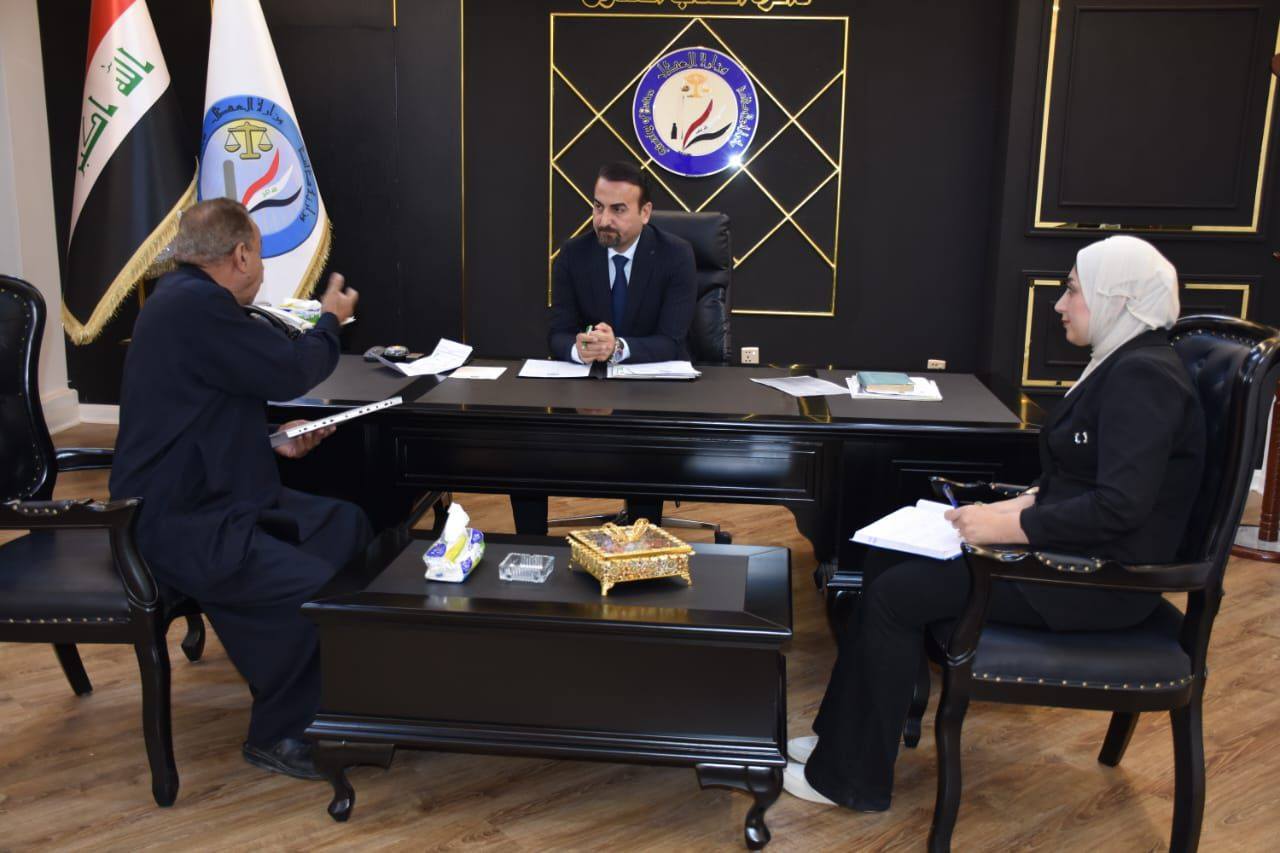 مدير عام دائرة الكتاب العدول يستقبل عدداً من المواطنين ضمن برنامج التواصل الأسبوعي