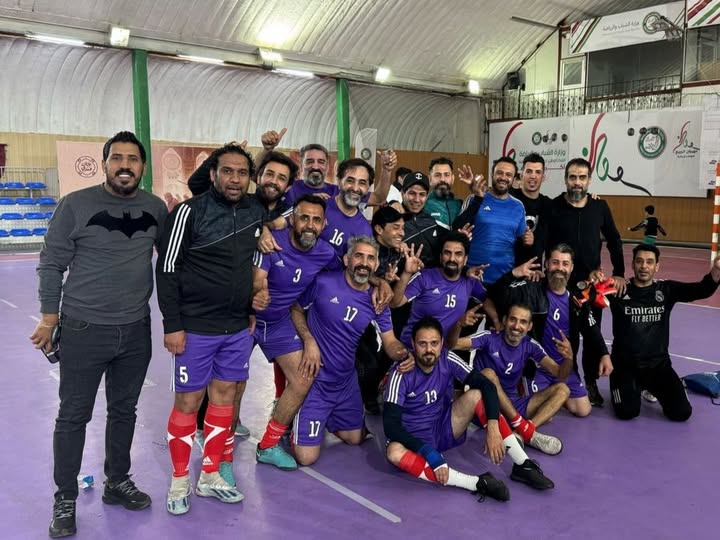 شباب العدل يحقق فوزًا ثمينًا ويتأهل متصدرًا في بطولة كرة الصالات