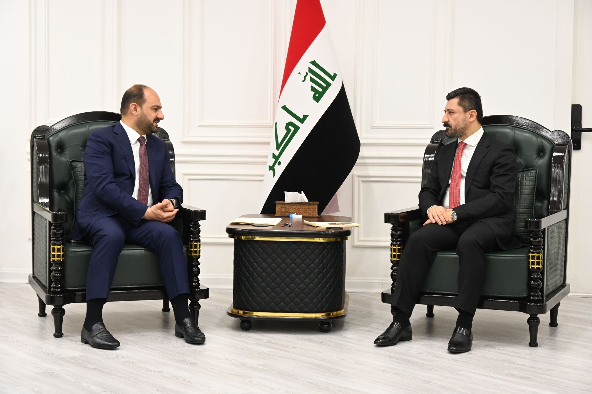 خلال استقباله محافظ الانبار .. وزير العدل د. خالد شواني يوجه بافتتاح ملاحظية تسجيل عقاري في قضاء الكرمة ودائرة كاتب عدل في النخيب وادراج خطة انشاء مجمع عدلي في المحافظة لعام 2025.