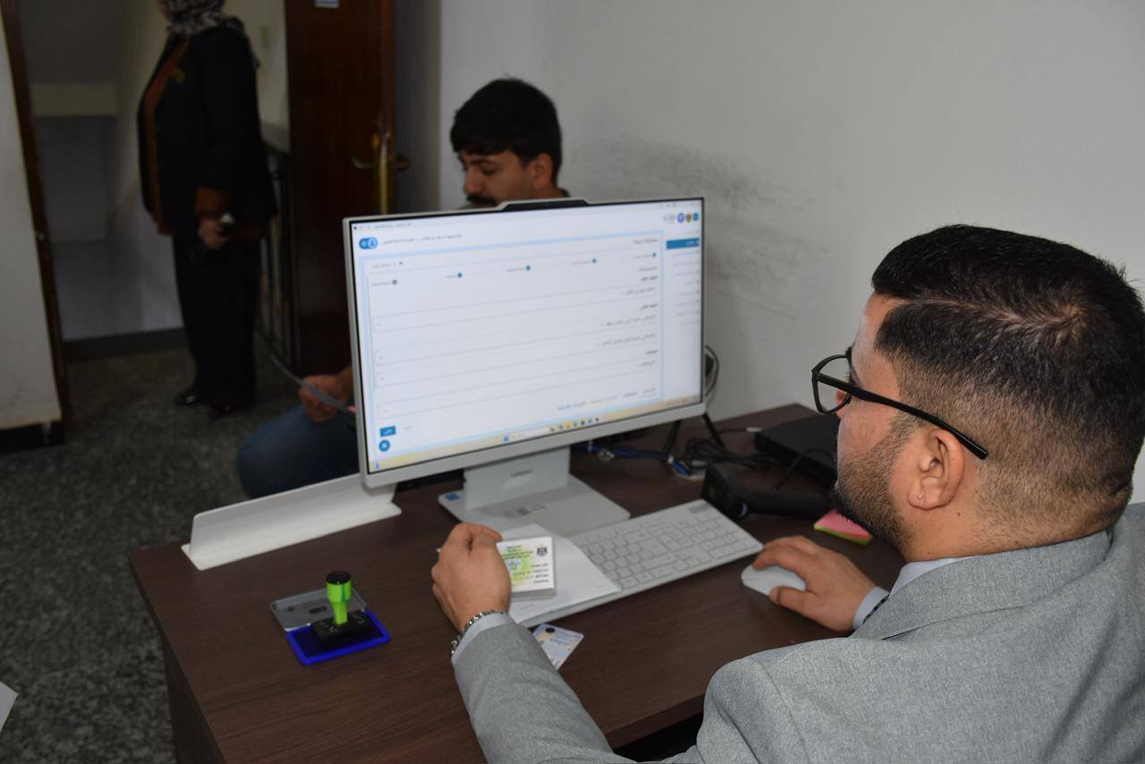 وزارة العدل تطلق نظام الأتمتة الإلكتروني لإنجاز المعاملات في دائرة كاتب عدل حي الجامعة