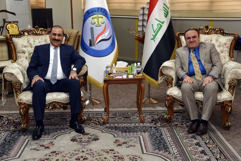 وزير العـــــدل يستقبــل وزير النقــــل لبحث تطوير العمل ‏المشترك بين الجانبين