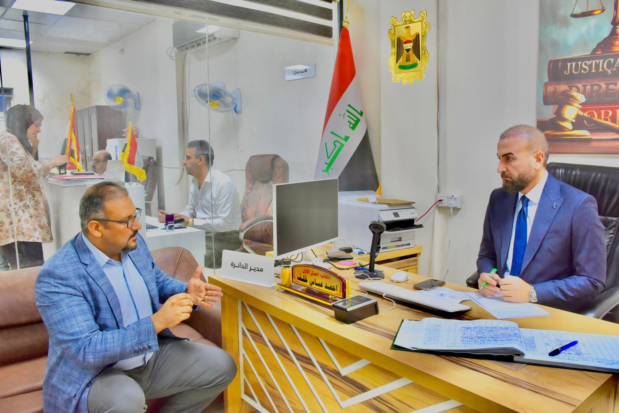 مدير عام دائرة الكتاب العدول يجري زيارة ميدانية الى كاتب عدل الدورة لمتابعة سير العمل وتعزيز الخدمات العدلية