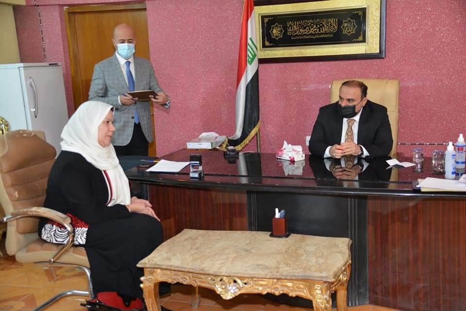 للاطلاع على عمل الدائرة