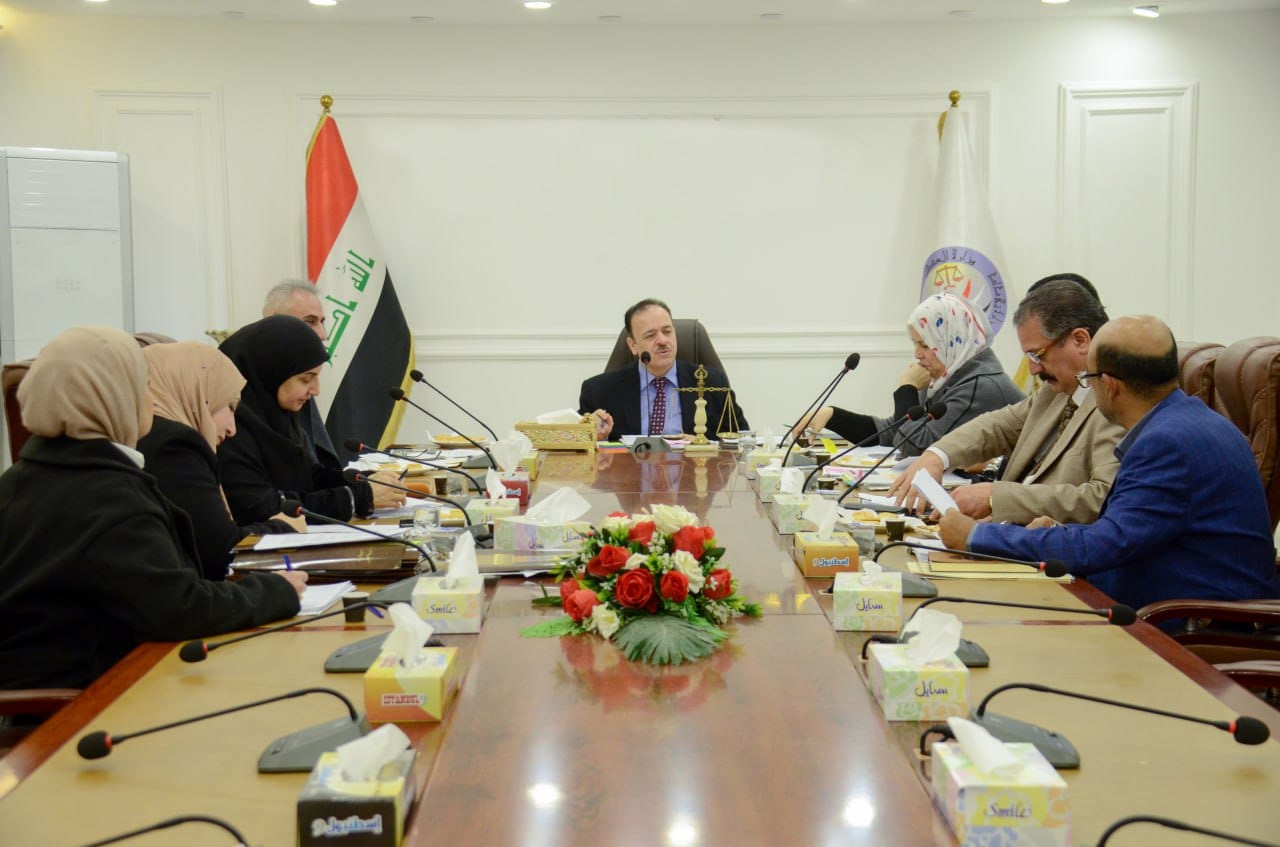 وكيل وزارة العدل للشؤون الإدارية والمالية يترأس اجتماع اللجنة الوزارية للخدمات الاجتماعية