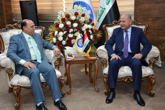 خلال استقباله العديد من الشخصيات السياسية والبرلمانية والدينية 
