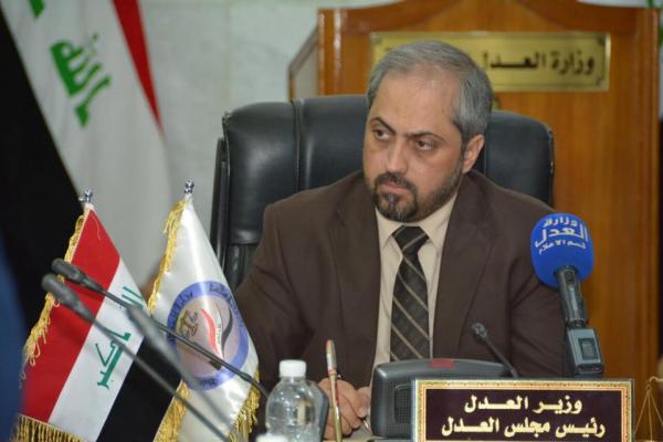 خلال ترأسه الاجتماع الثاني للجنة تقييم عمل دائرة الاصلاح العراقية 