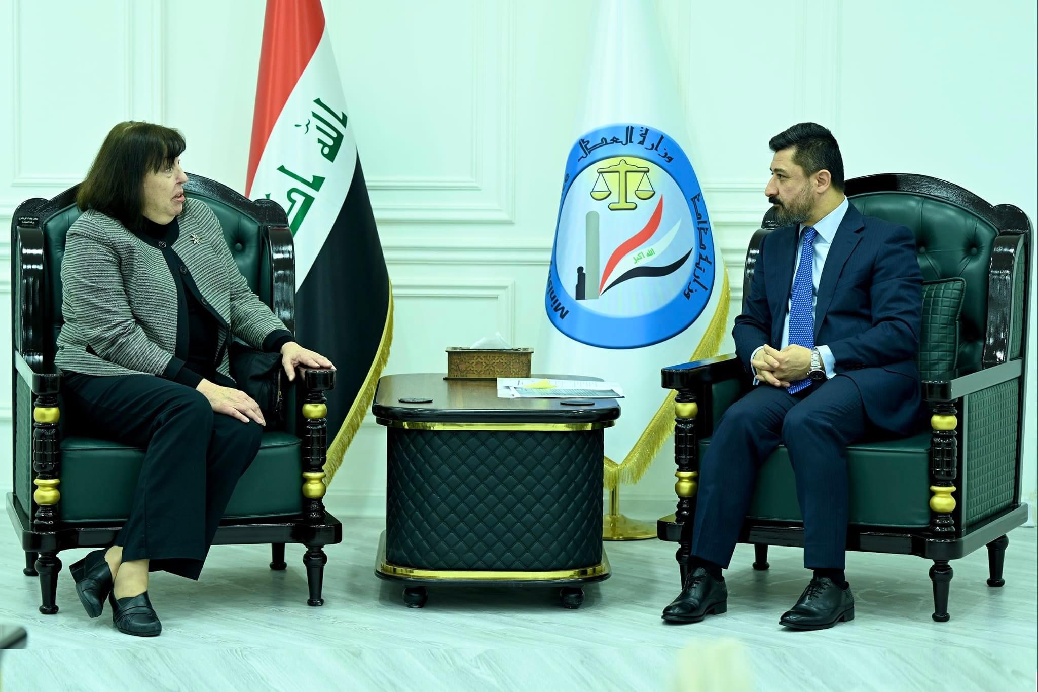 خلال أستقباله الممثل الخاص للأمم المتحدة المعنى بالأطفال والنزاع المسلح... وزير العدل د. خالد شواني : يؤكد على دور الأمم المتحدة في التواصل مع الدول التي لديها أطفال لغرض أستلامهم وأعادتهم الى بلدانهم 