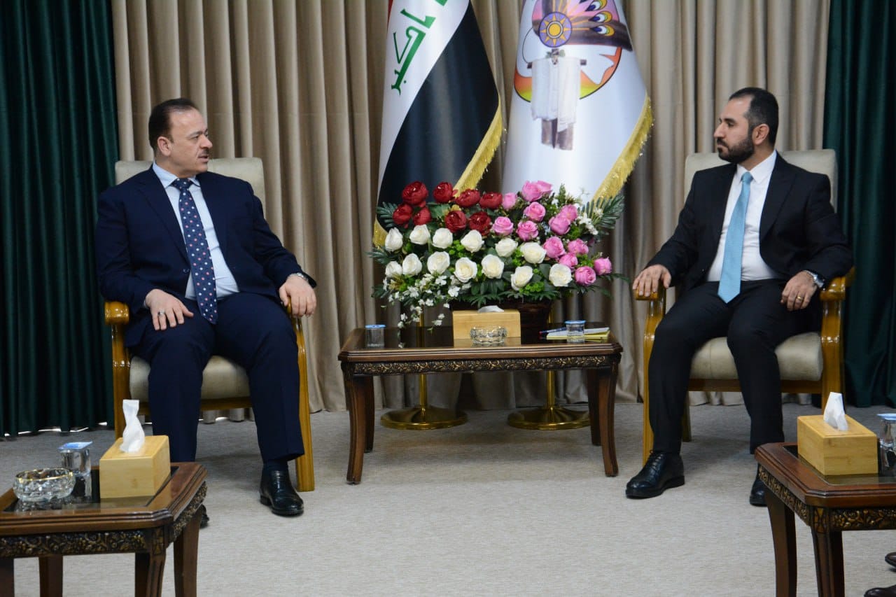 وكيل وزارة العدل للشؤون الادارية والمالية يزور رئيس ديوان أوقاف الديانات المسيحية والايزيدية والصابئة المندائيين