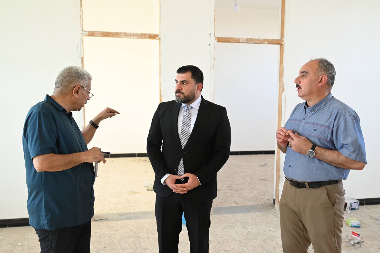 ضمن توجه الوزارة في تطوير البنى التحتية للدوائر العدلية ... مدير عام دائرة التنفيذ يشرف ميدانياً على اعمال تقطيع البناية البديلة لمديرية تنفيذ بغداد الجديدة والتي تعمل وفق نظام 