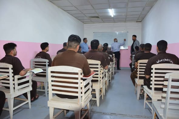 سجن بابل المركزي يعلن انطلاق الامتحانات النهائية بمشاركة (60) نزيلا