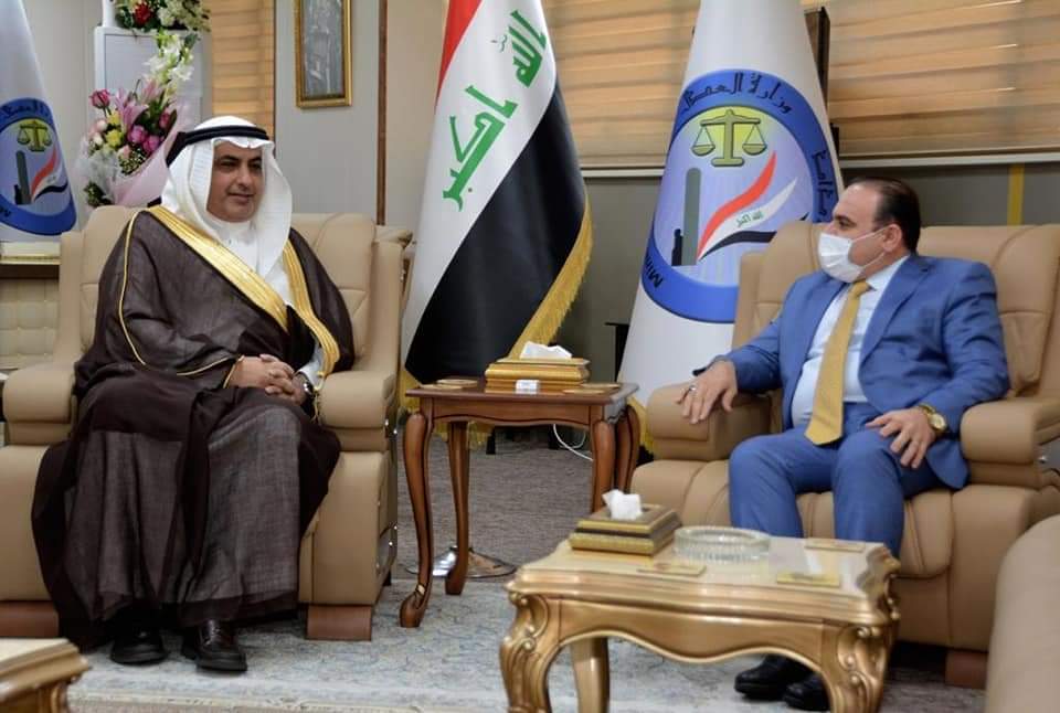 وزير العدل يستقبل سفير المملكة العربية السعودية في بغداد