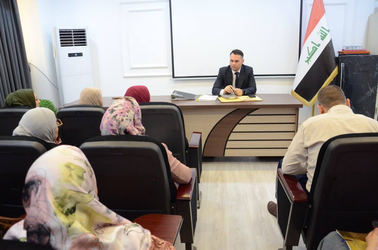 مدير قسم الجودة في وزارة العدل يعقد اجتماعاً لأعضاء الارتباط للدوائر العدلية