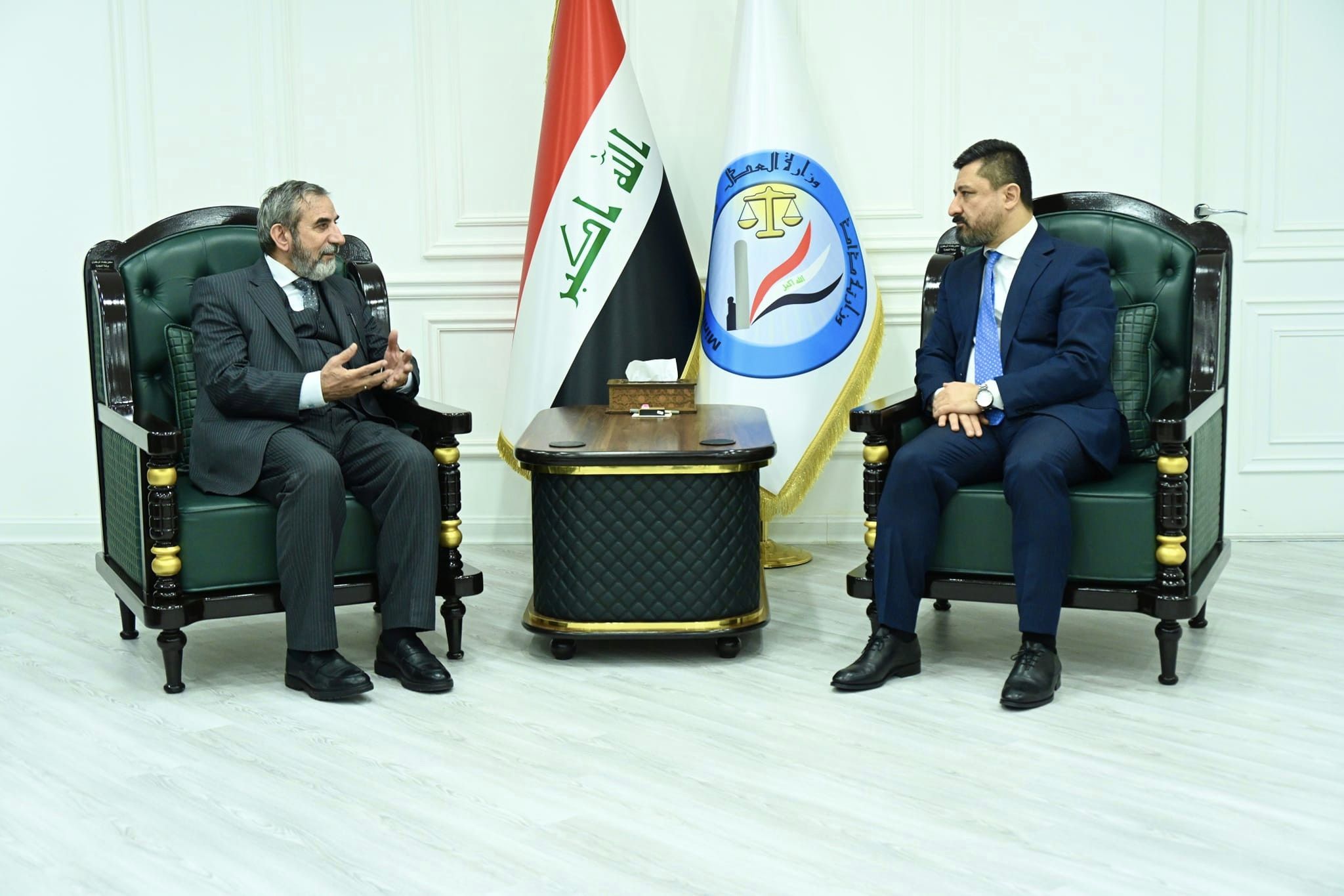 وزير العدل د. خالد شواني يبحث مع وفد الاتحاد الإسلامي الكوردستاني تعزيز عملية بناء وتطوير العملية السياسية والنظام الديمقراطي الاتحادي.