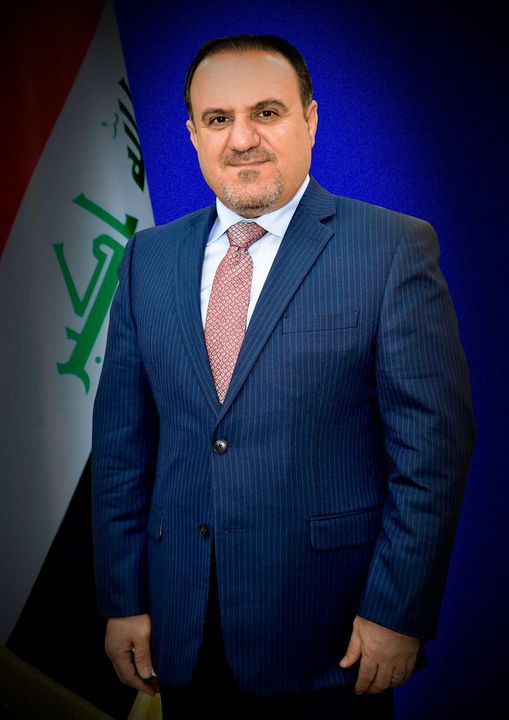 وزير العدل يوجه بمنح كتاب شكر وتقدير لجميع موظفي ‏الوزارة وكافة الدوائر العدلية