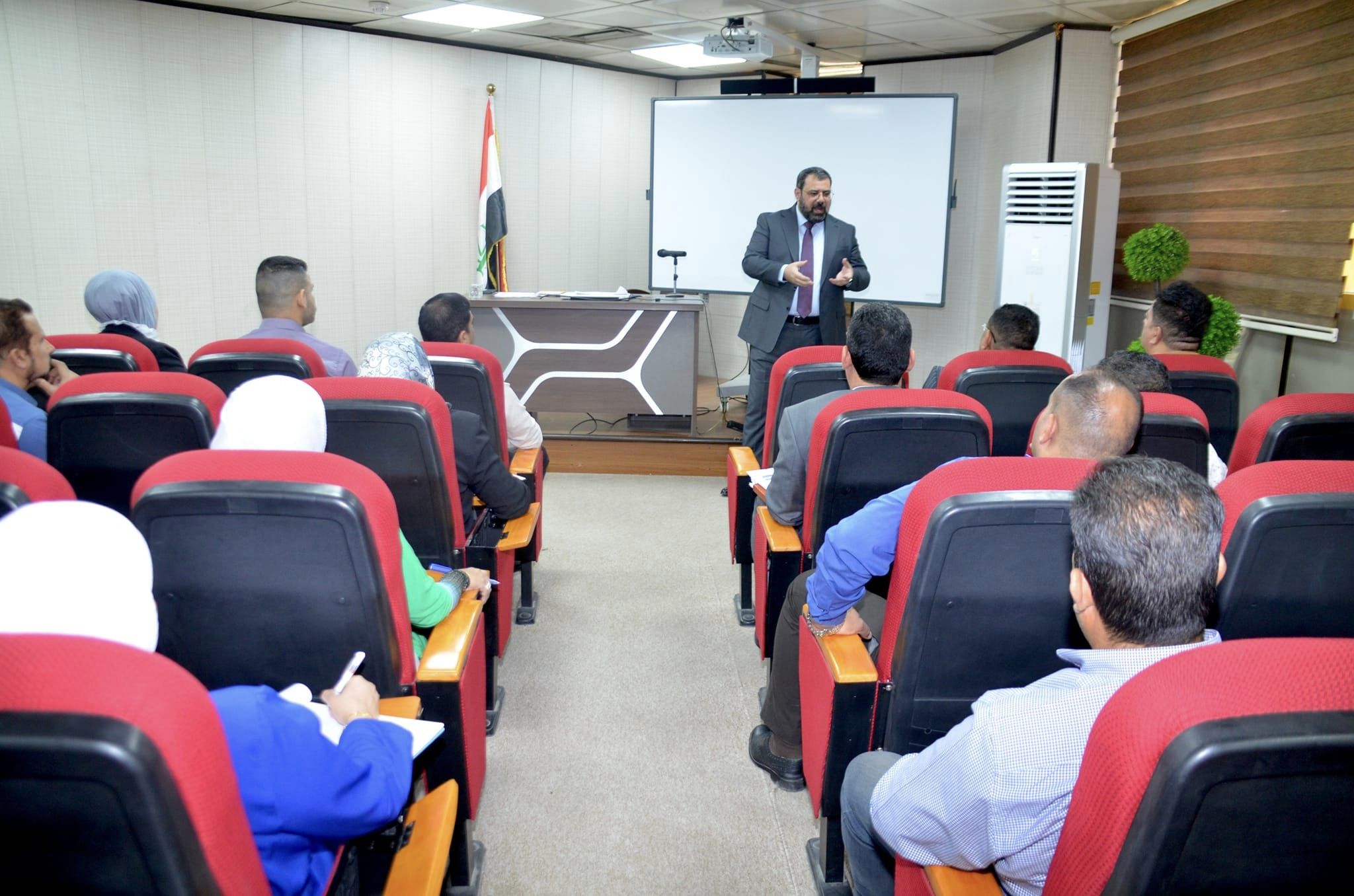 دائرة التخطيط العدلي تقيم ورشة عمل عن (مكافحة غسل الأموال وتمويل الإرهاب في المؤسسات الحكومية)