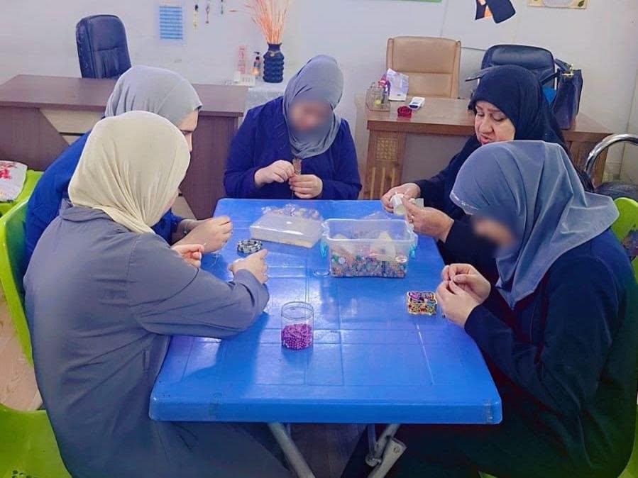 مدرسة تأهيل الأحداث للإناث تعلن عن اطلاق دورة تعليم الخياطة لـ(٢٠) مودعة ضمن البرامج الإصلاحية ‏
