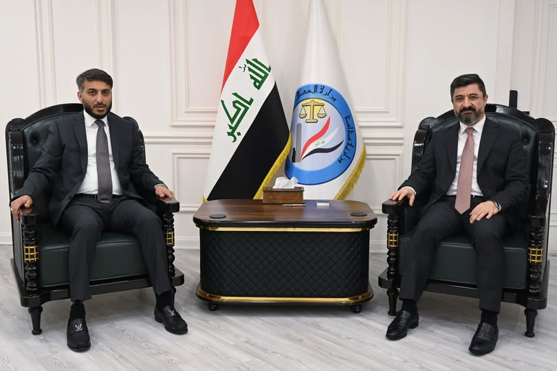 وزير العدل يستقبل محافظ النجف الأشرف لبحث التعاون والتنسيق المشترك من أجل تطوير عمل الدوائر العدلية في المحافظة