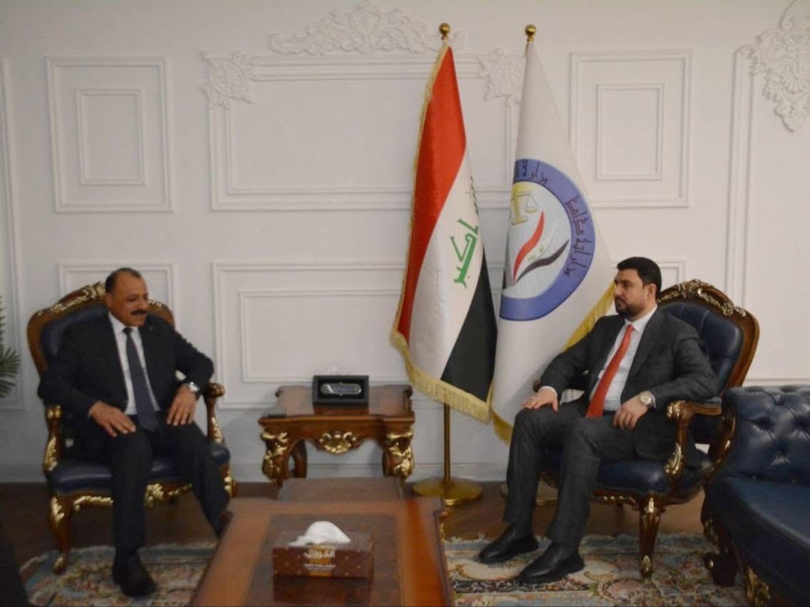 الوكيل الأقدم لوزارة العدل يستقبل نائب محافظ ديالى ويبحث معه تطوير العمل بالدوائر العدلية في المحافظة