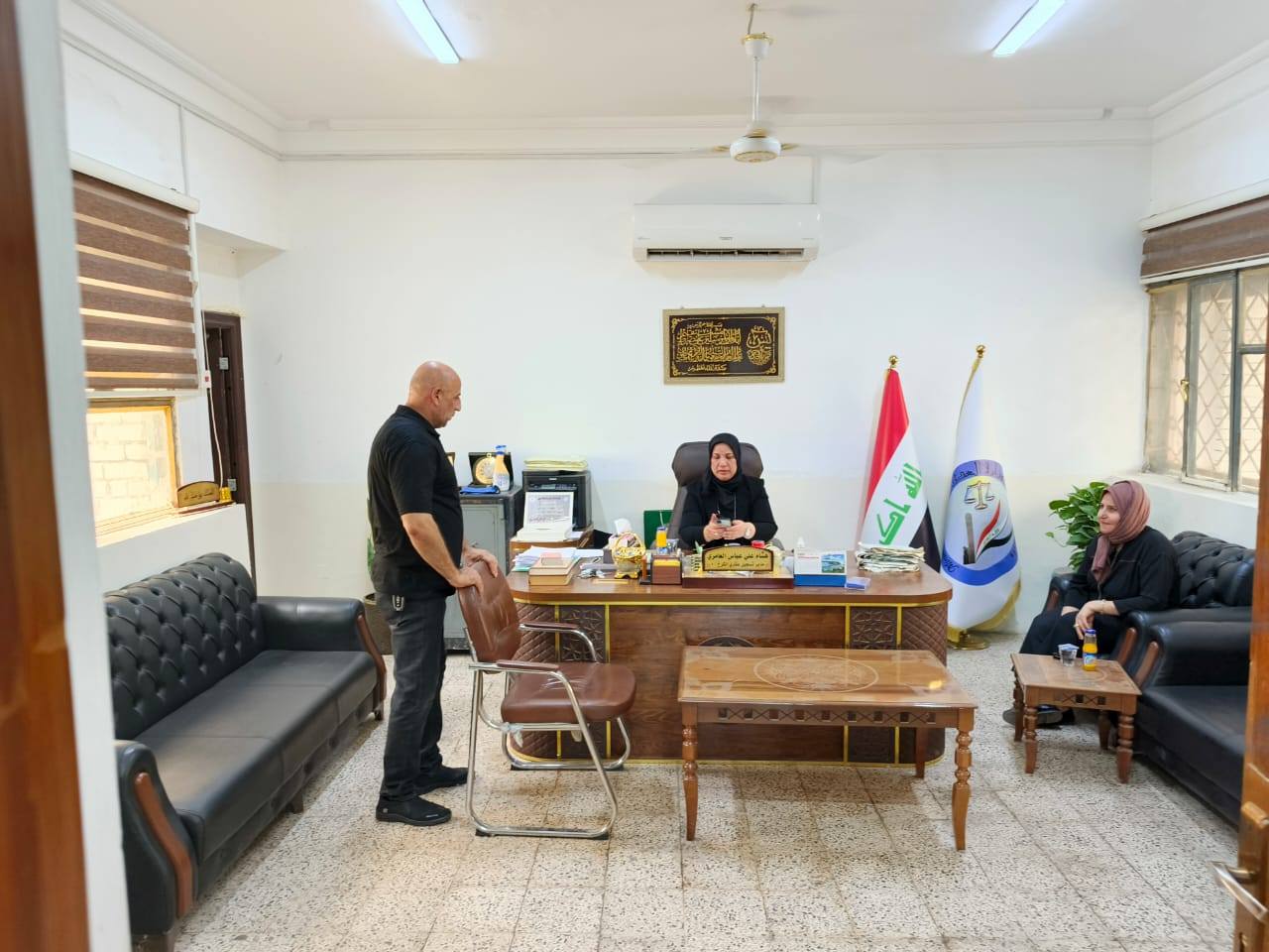 مدير عام دائرة التسجيل العقاري تتفقد مديريات التسجيل في بغداد خلال العطلة الرسمية لضمان انسيابية العمل وخدمة المواطنين