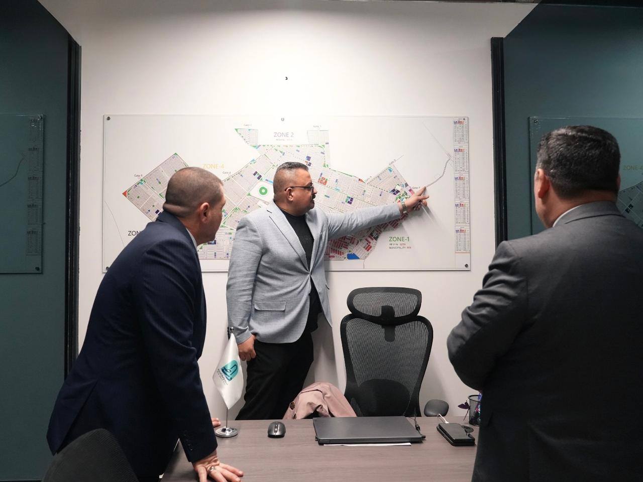 ضمن مشروع مدينة واسط الجديدة... لجنة إسكان موظفي وزارة العدل تبحث تخصيص (3000) قطعة أرض سكنية لموظفيها ومن ضمنهم المتقاعدون