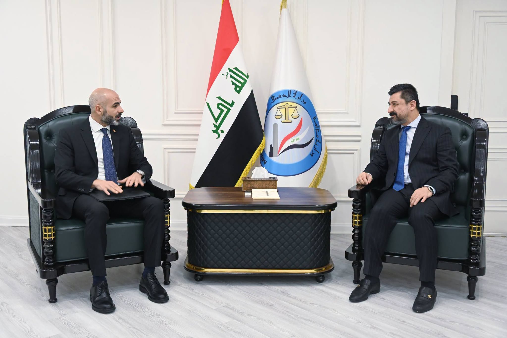 وزير العدل يستقبل السفير اللبناني لدى العراق ويبحث معه تفعيل اتفاقية تبادل المحكومين بين بغداد وبيروت