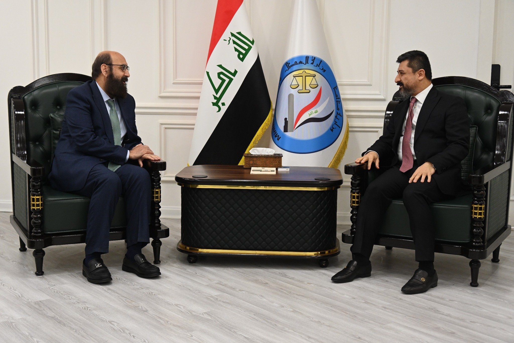 خلال استقباله أمير الإيزيديين في العراق والعالم.. وزير العدل يؤكد دعمه لأبناء المكون لرفع المظلومية عن الإيزيديين وإنصافهم و نيل استحقاقاتهم القانونية